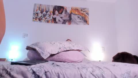 Snapshot of alissonroyce chatting on 10.17.25 Goddess  online show from 10.17.25