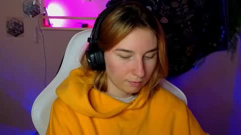 A L I C E  online show from 09.21.25