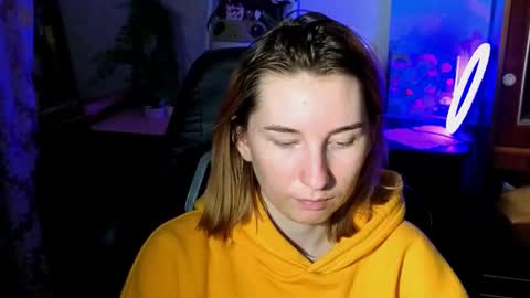 A L I C E  online show from 10.17.25