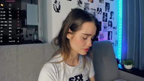 Alivia online show from 11.15.25