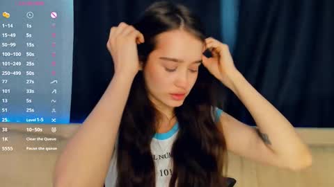 Snapshot of alivialovely chatting on 02.20.26 Alivia online show from 02.20.26