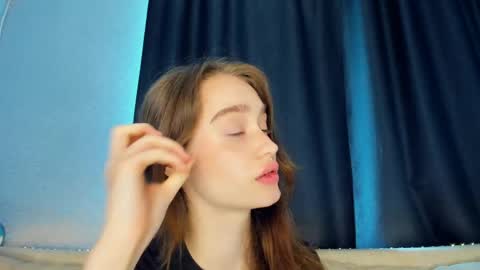 Alivia online show from 05.12.26