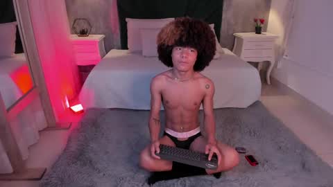  Alexis Etereo  online show from 04.23.26