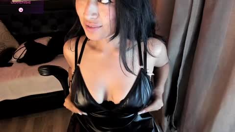 Alizee online show from 12.13.24