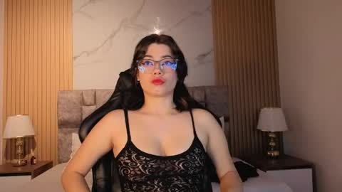 alkivamoon online show from 04.25.26