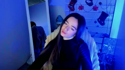 Allana online show from 12.17.25