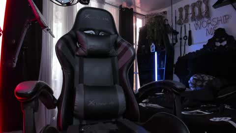   online show from 01.21.25