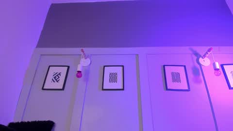 Laura online show from 02.18.25