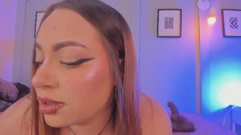 Laura online show from 06.15.26