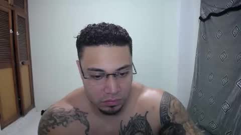 Snapshot of allen_ferrer10 chatting on 01.11.26 allen_ferrer10 online show from 01.11.26