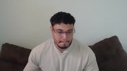 Snapshot of allen_ferrer10 chatting on 04.08.26 allen_ferrer10 online show from 04.08.26