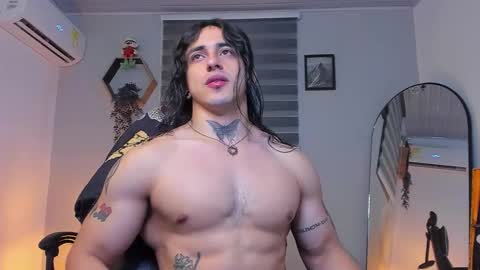 Snapshot of allen_rosse chatting on 12.21.25 independent model 3 online show from 12.21.25