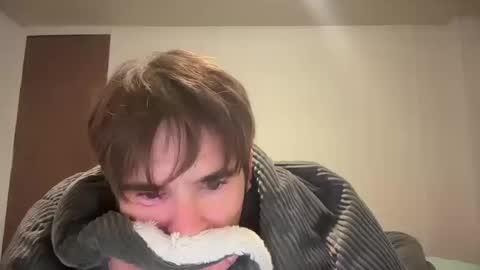 Snapshot of alleycat2001 chatting on 10.18.25 alleycat2001 online show from 10.18.25