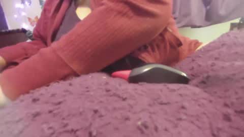 Snapshot of alli_kat78 chatting on 12.13.24 Alli Kat online show from 12.13.24