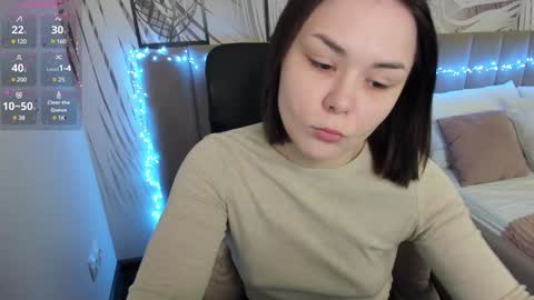 Snapshot of alli_zi chatting on 02.09.25 Blair online show from 02.09.25