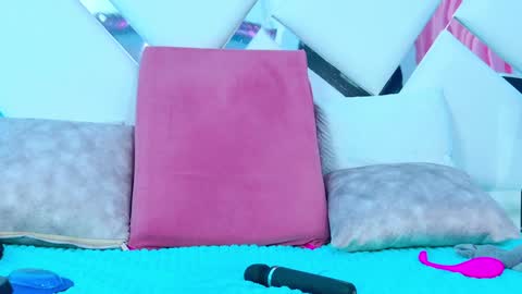 Allicia online show from 01.19.25