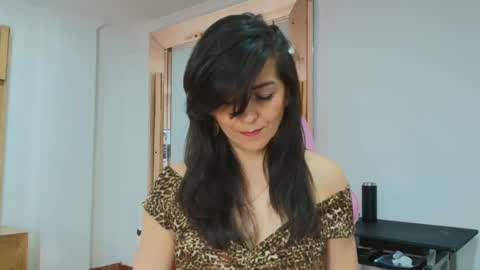 Snapshot of allie_pearl chatting on 10.02.25 Aliie online show from 10.02.25