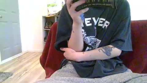 Snapshot of alliebearx chatting on 01.30.25 alliebearx online show from 01.30.25