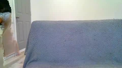 Snapshot of alliebearx chatting on 02.16.25 alliebearx online show from 02.16.25