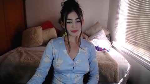 Allie  online show from 12.03.24