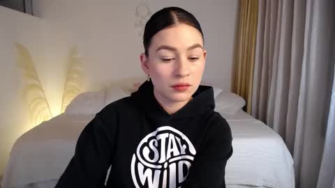 Snapshot of allierose_ chatting on 01.13.26 Allie online show from 01.13.26