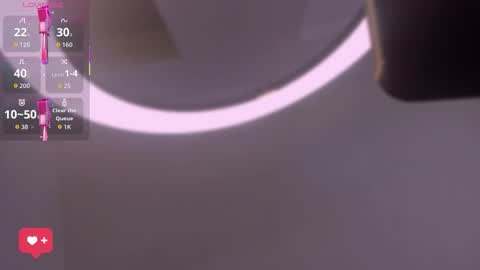 Snapshot of allijadid chatting on 11.10.25 online show from 11.10.25