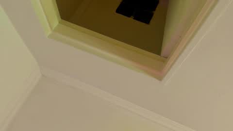 Snapshot of allijadid chatting on 12.16.25 online show from 12.16.25