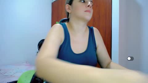 Snapshot of allison_baby_2416 chatting on 01.07.25 Alisson online show from 01.07.25