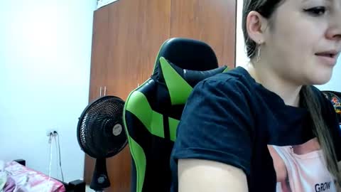 Snapshot of allison_baby_2416 chatting on 02.13.25 Alisson online show from 02.13.25