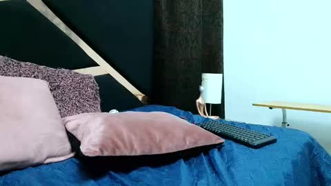 Snapshot of allison_dubois chatting on 02.27.25 allison_dubois online show from 02.27.25