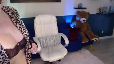 Alli online show from 09.30.25