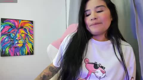 Snapshot of allison_love chatting on 05.16.26 allison online show from 05.16.26