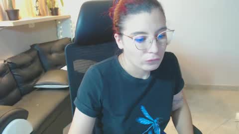 Snapshot of allisonlove_88 chatting on 03.12.25 ALLISON online show from 03.12.25