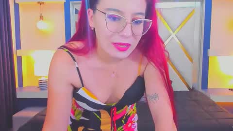 Snapshot of allisonlove_88 chatting on 11.13.25 ALLISON online show from 11.13.25