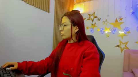 Snapshot of allisonlove_88 chatting on 11.18.25 ALLISON online show from 11.18.25