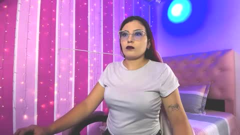 Snapshot of allisonlove_88 chatting on 11.19.25 ALLISON online show from 11.19.25