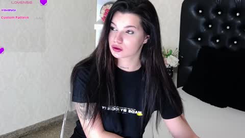 Snapshot of allisonn223 chatting on 01.26.25 Deea online show from 01.26.25