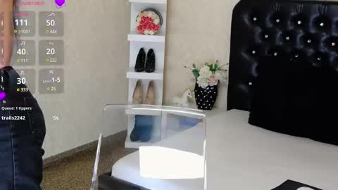 Snapshot of allisonn223 chatting on 03.10.25 Deea online show from 03.10.25