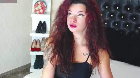 Snapshot of allisonn223 chatting on 09.30.25 Deea online show from 09.30.25