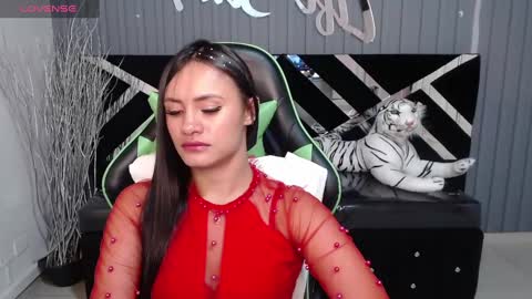 Allisson online show from 01.17.25