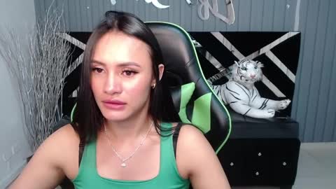 Allisson online show from 01.21.25