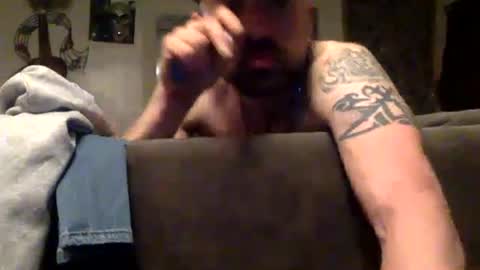 Snapshot of allitrunnin chatting on 02.14.26 allitrunnin online show from 02.14.26