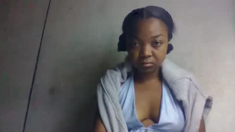 allizida01 online show from 05.19.26
