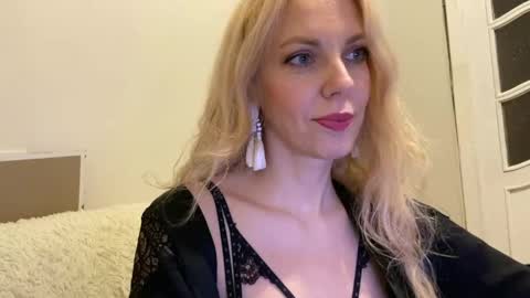 Nika online show from 05.31.26