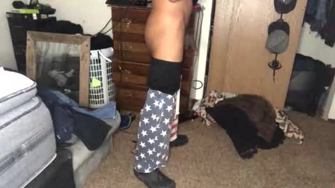 Snapshot of allthewayup10 chatting on 01.04.25 allthewayup10 online show from 01.04.25