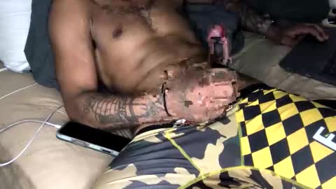 Snapshot of allthewayup10 chatting on 01.20.25 allthewayup10 online show from 01.20.25