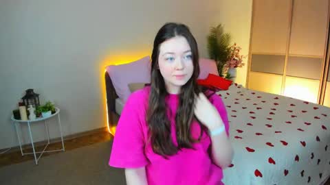 Snapshot of alluringeyess chatting on 05.15.26 alluringeyess online show from 05.15.26