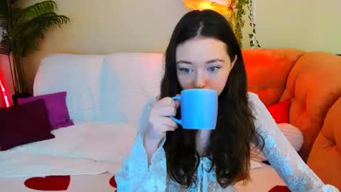 alluringeyess online show from 07.26.26