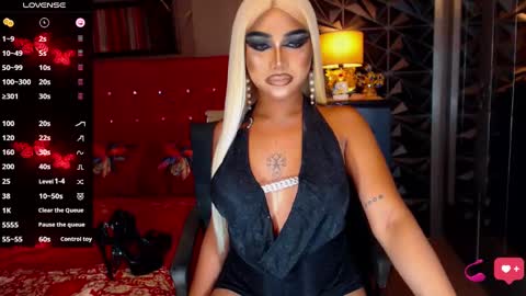 Natalya Fox online show from 12.18.24