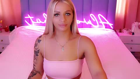 AlwaysHot online show from 12.15.24